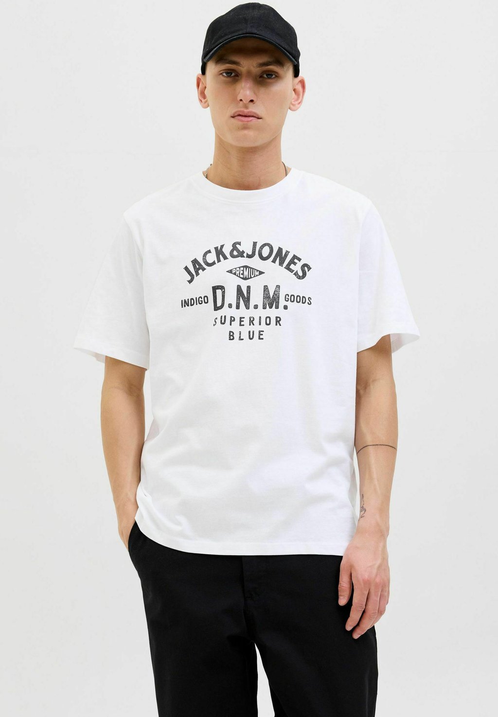 

Футболка с принтом RUNDHALSAUSSCHNITT Jack & Jones PREMIUM, белый