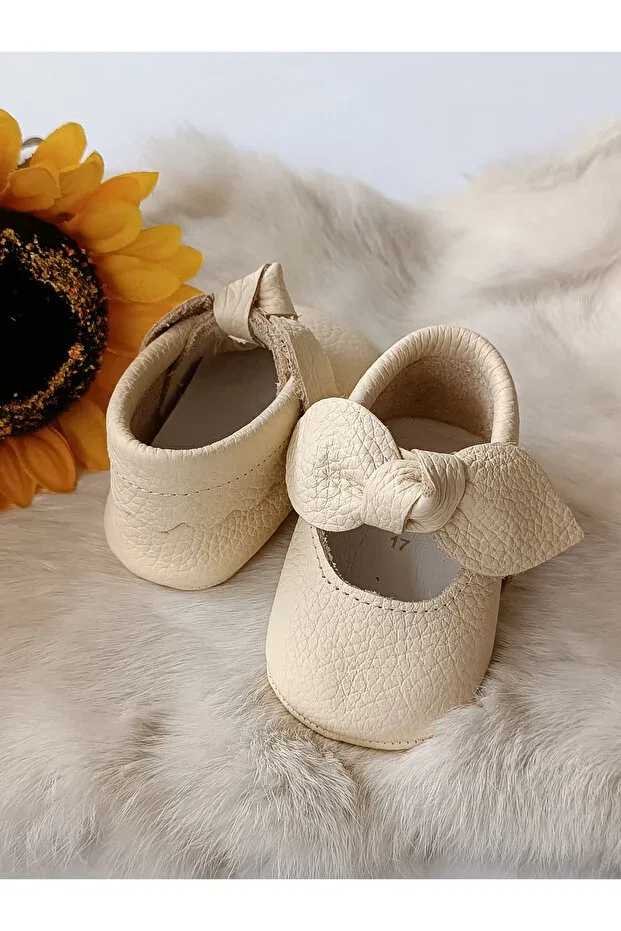 Детские ботинки-лоферы кожаные для малышей Alice Hodore, Beige — фото 4
