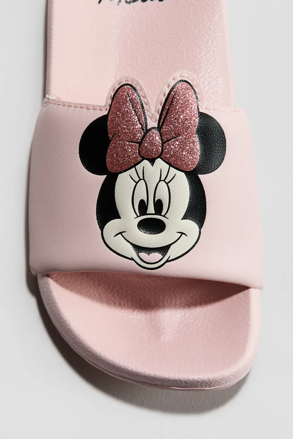 Детские сандалии с широким ремешком Pool Shoes H&M, Light Pink/Minnie Mouse — фото 2