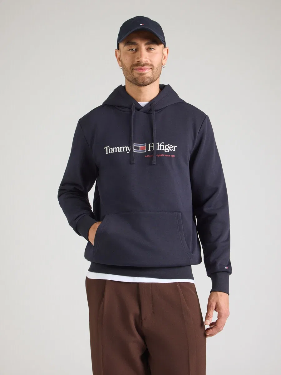 Толстовка TOMMY HILFIGER темно-синего цвета с цветком горечавки — фото 2