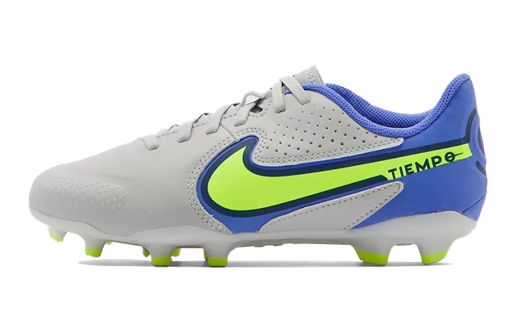 

Детские футбольные бутсы Nike Tiempo Legend 9 (Размер 33 RU)