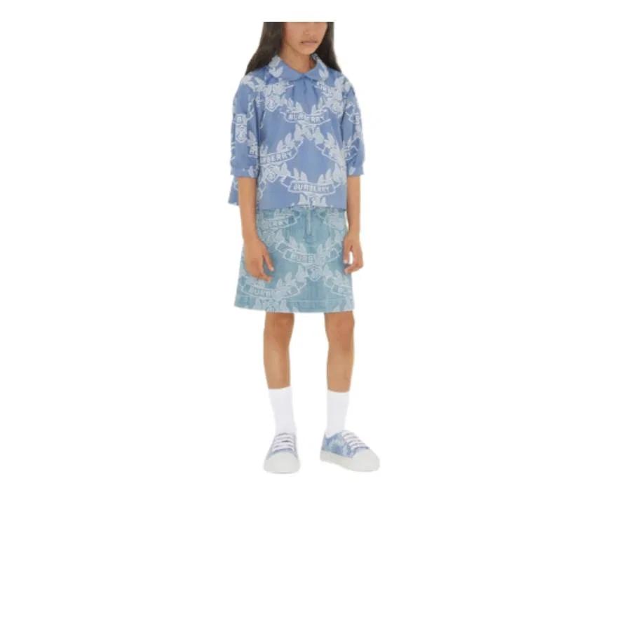 Детская рубашка с принтом Oak Motif Kids Oak Motif Print Chambray Shirt Burberry, Pale Blue Ip Pat — фото 4