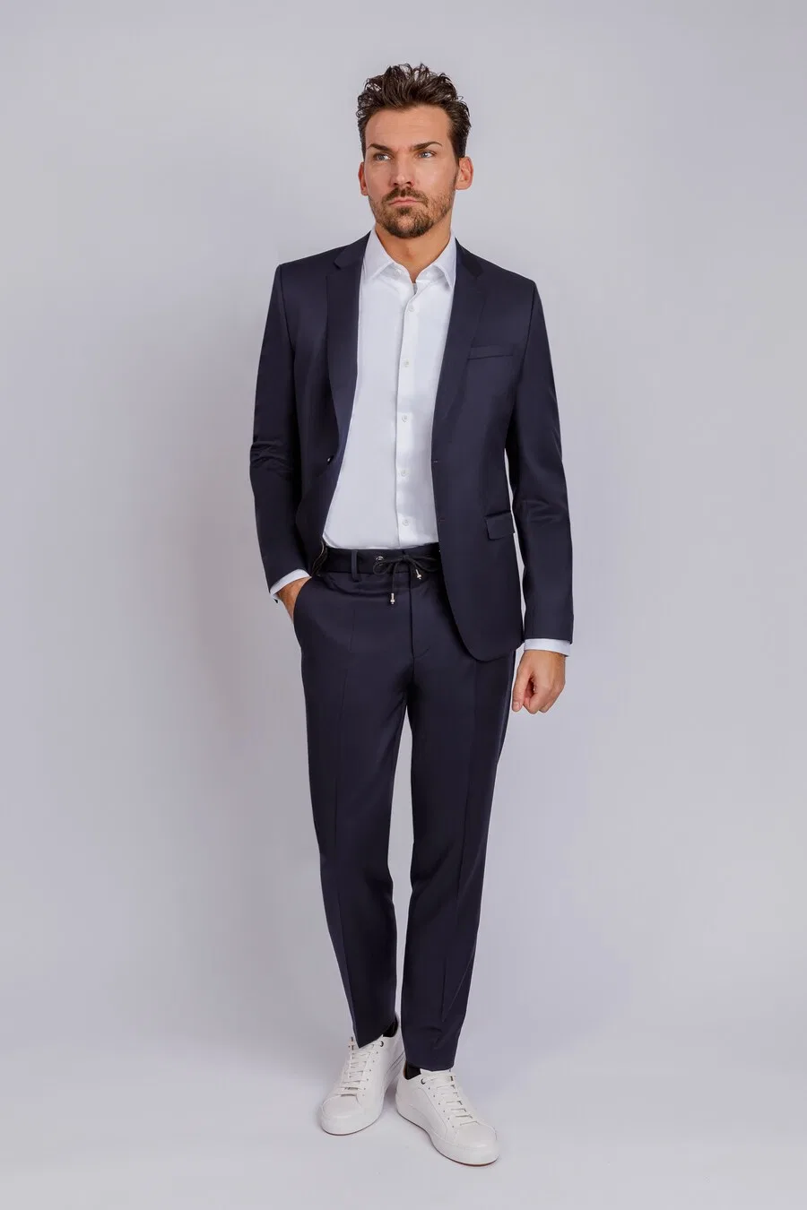 Брюки BOSS Regular Pleated Pants 'H-Genius' черного цвета — фото 4