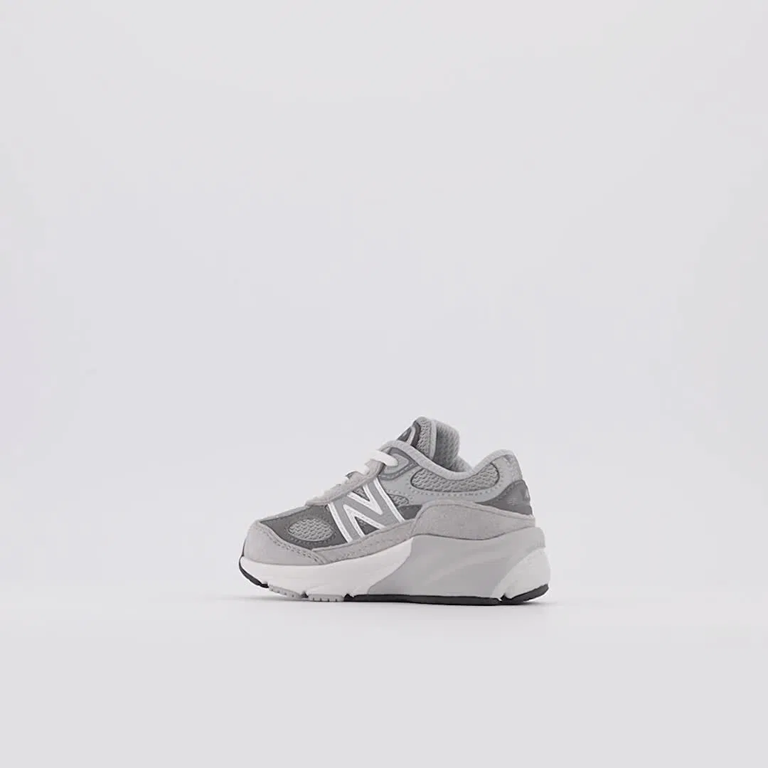 Детские кроссовки FuelCell 990v6 Lace New Balance, Grey With Silver — фото 3