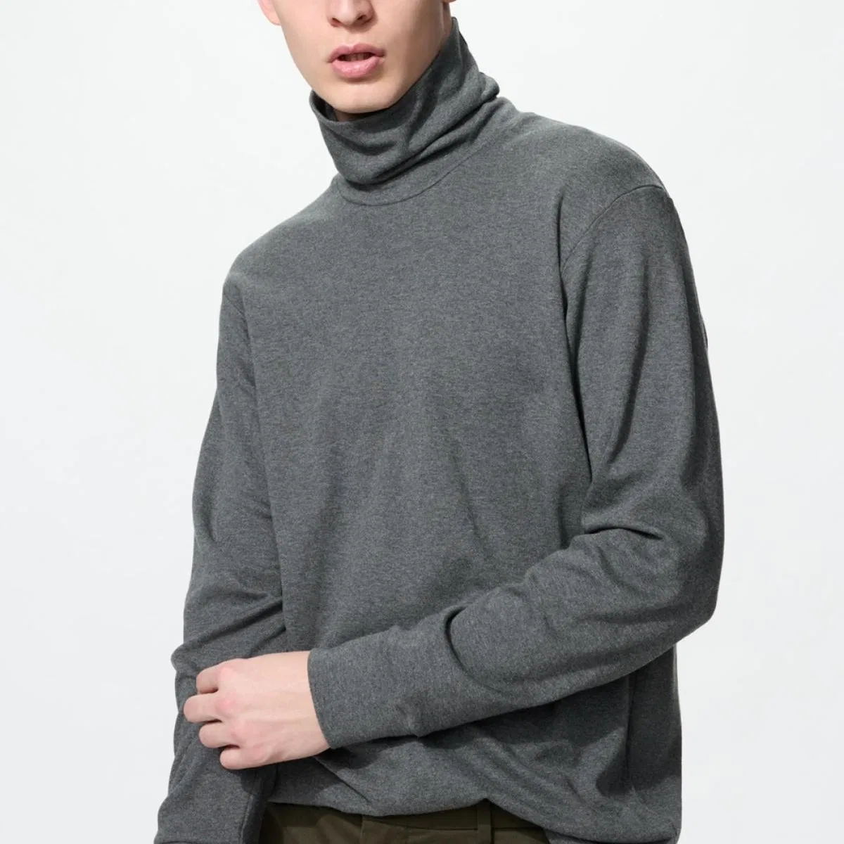 Мужская футболка с отложным воротником Dark Gray UNIQLO — фото 4