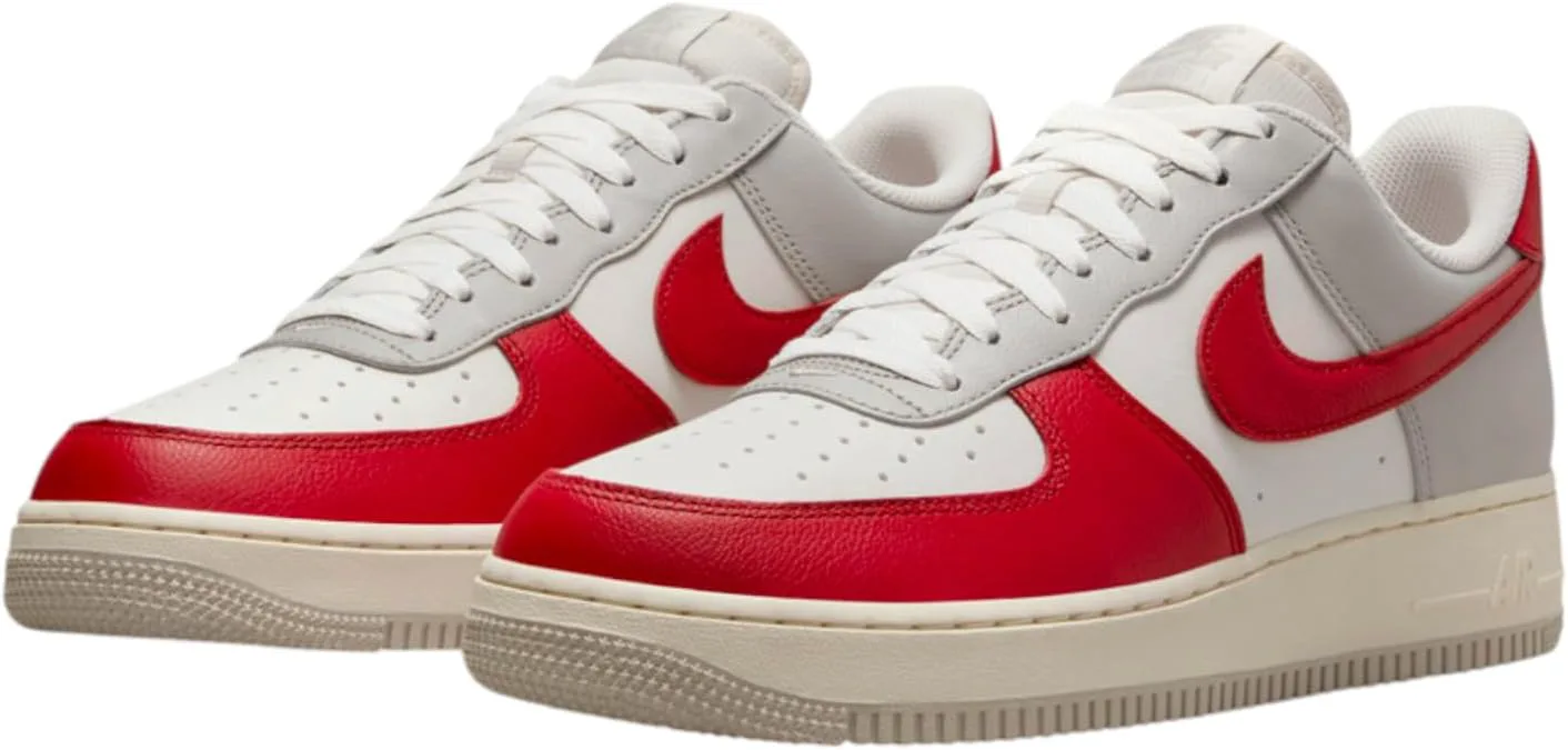 Кроссовки Nike Unisex Air Force 1 07, красный/бледно-слоновая кость — фото 2