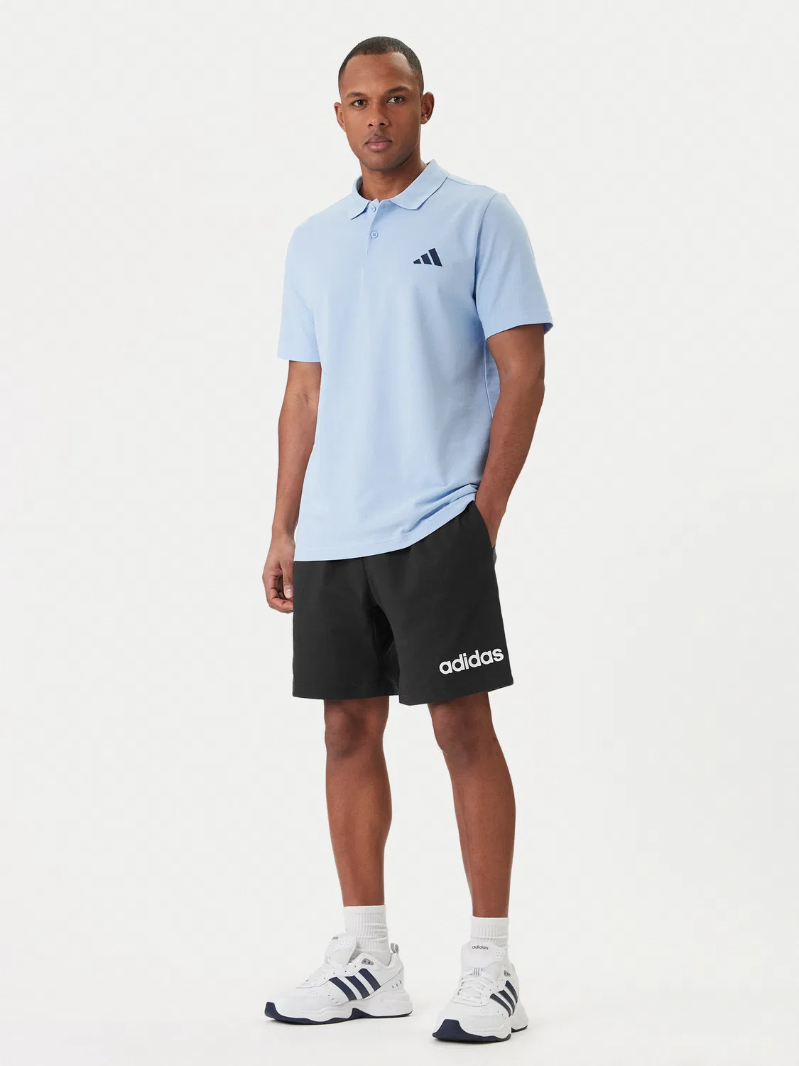 Мужские спортивные шорты стандартного кроя Essentials Linear Adidas, черный — фото 2