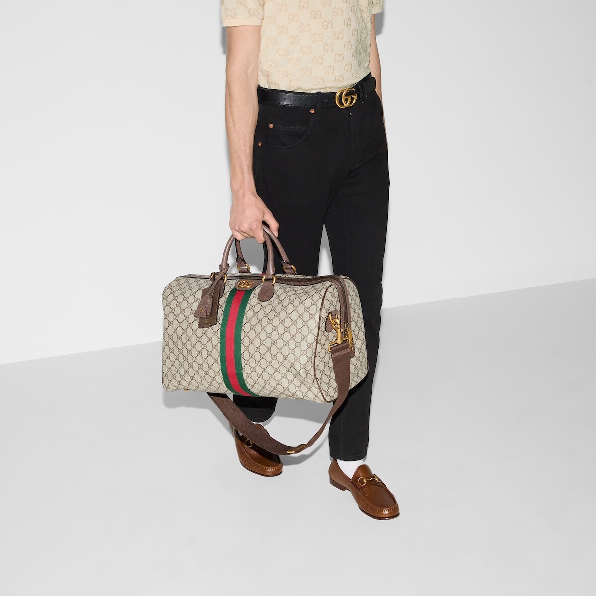 

Сумка GUCCI Ophidia GG medium duffle, бежевый/коричневый