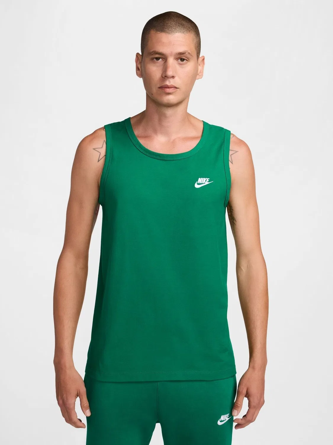 Майка Nike Club, малахитовый зеленый