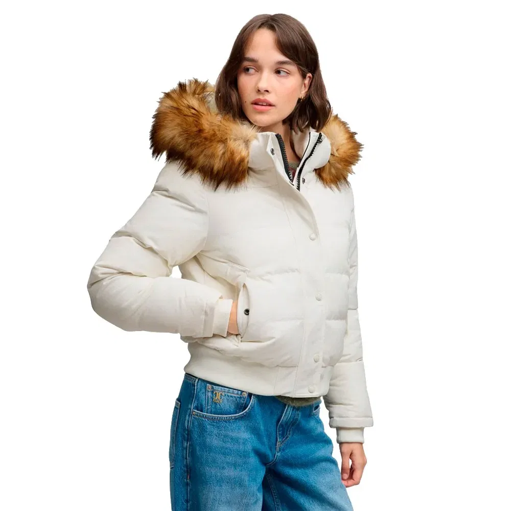 Женская куртка-бомбер с капюшоном Everest Superdry, White — фото 4