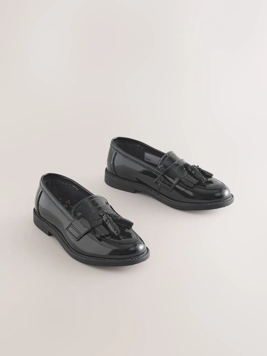 Туфли лоферы кожаные с кисточками, Black Patent Next