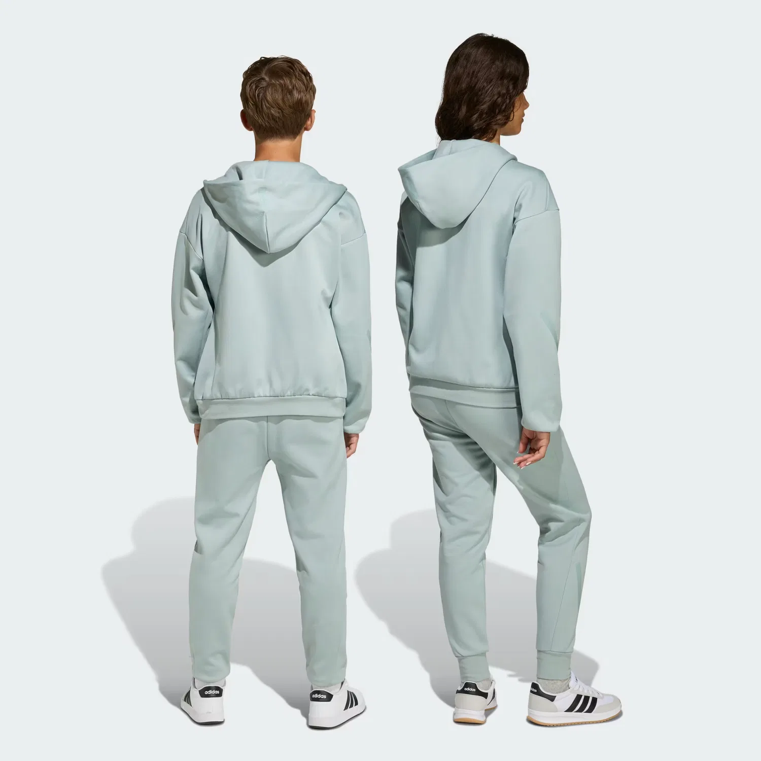 Детские зауженные штаны Z.N.E. Tapered-Leg Pants Adidas Sportswear, шалфейный/зеленый — фото 2