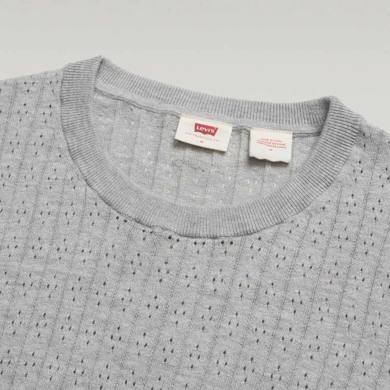Женская футболка с круглым вырезом Gray Levis — фото 4