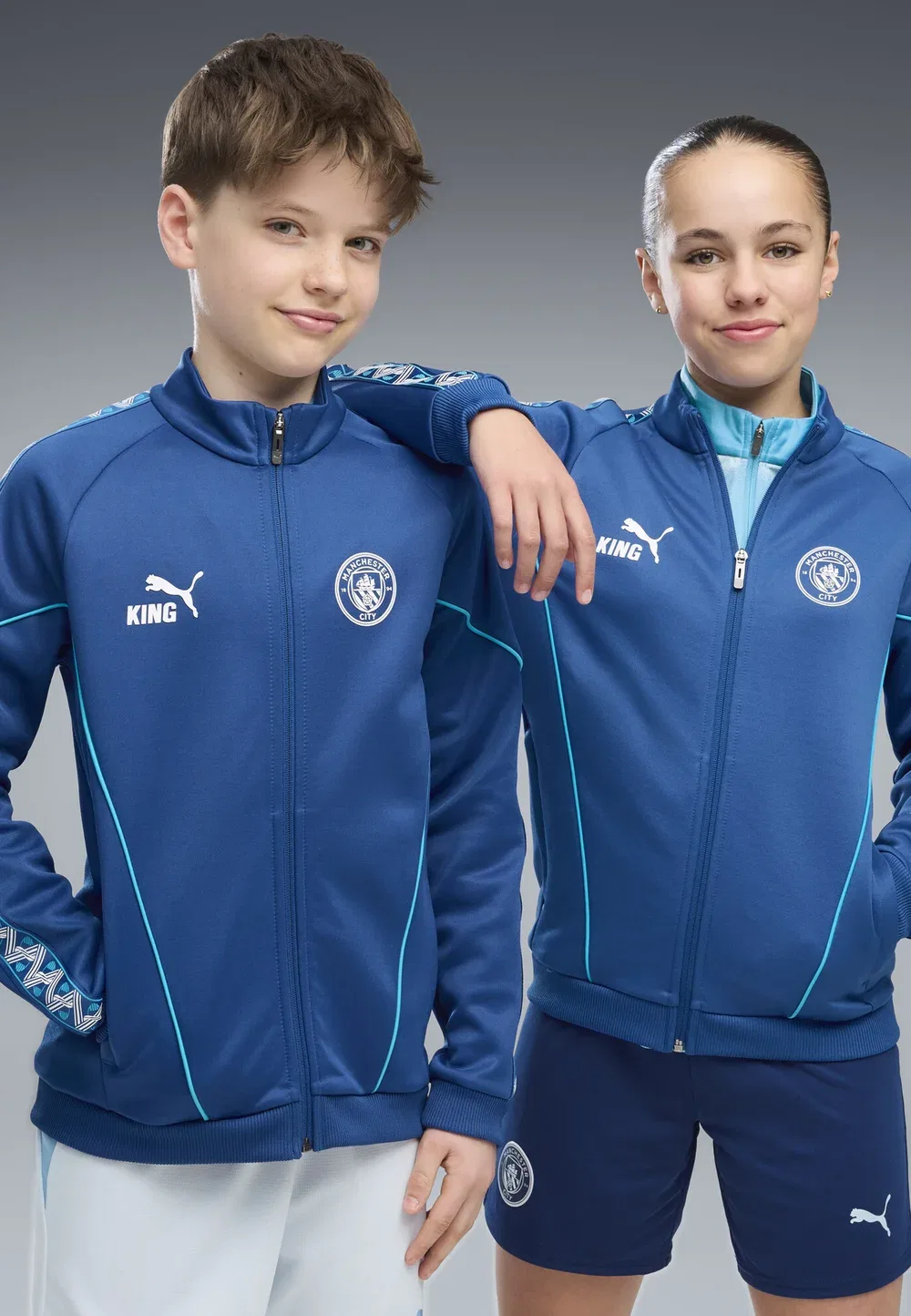 Куртка-Бомбер унисекс с гимном короля Манчестер Сити - клубная одежда Puma, Speedy Blue- White — фото 2
