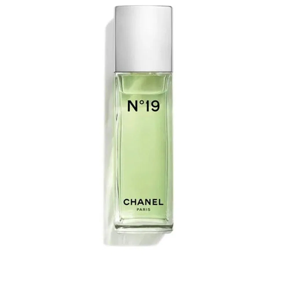 Туалетная вода 100 мл с ароматом цветов и зелени Nº 19 Chanel