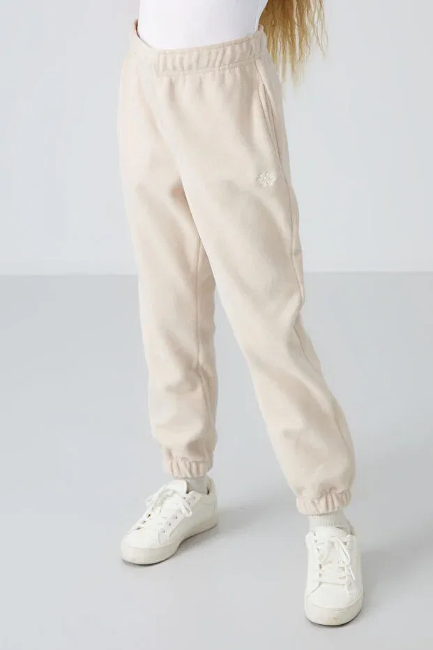 Детские спортивные штаны для девочек с вышивкой Tommy Life, Beige — фото 2