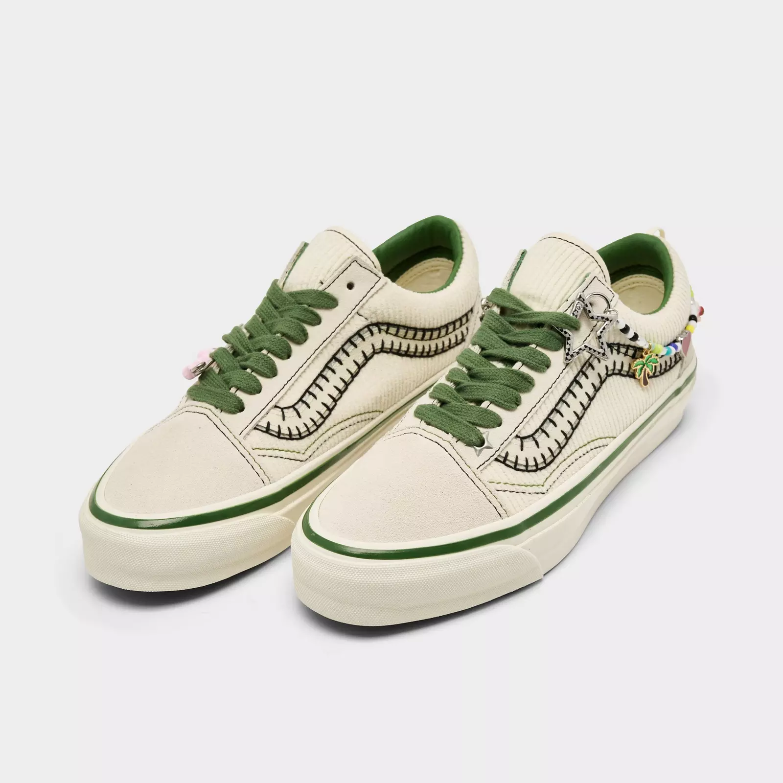 Кроссовки Women's Vans x Cocona Old Skool Casual, бежевый/зеленый — фото 2