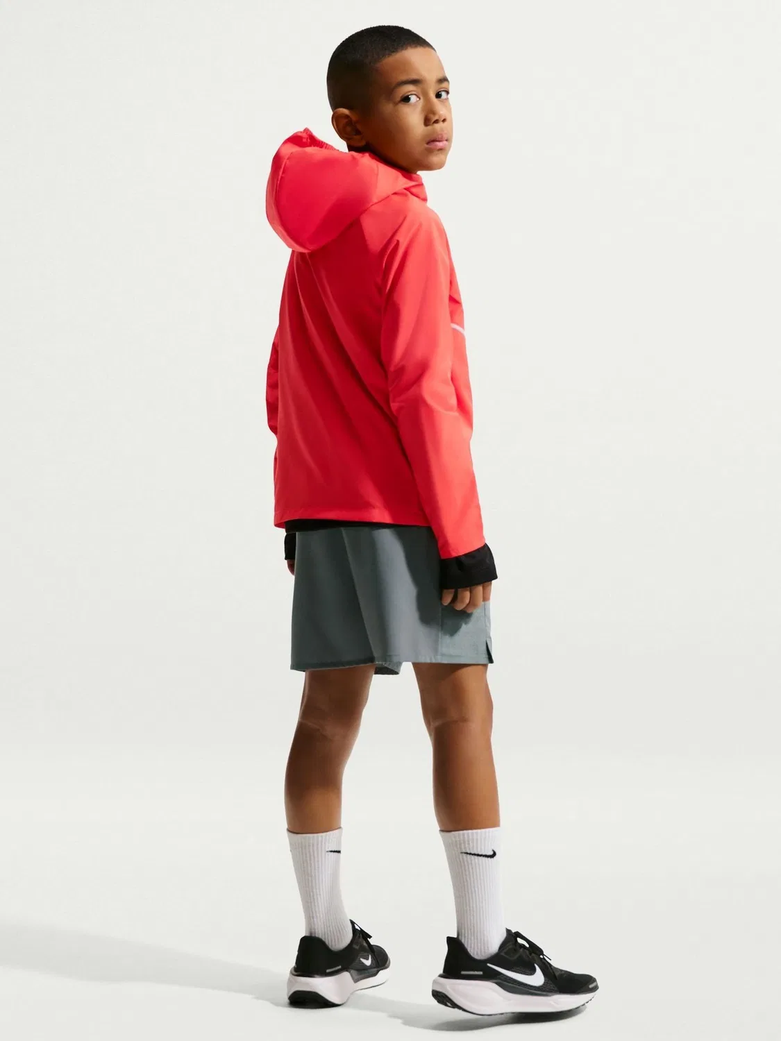 Шорты тренировочные Miler Dri-FIT Nike, дымчато-серый — фото 3