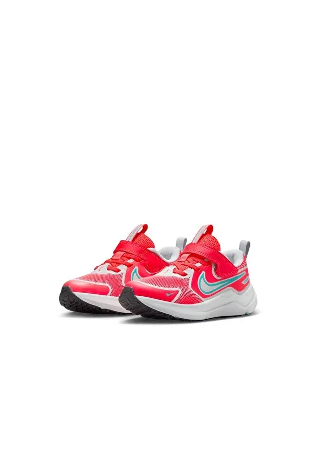 Детские кроссовки для девочек шнурующиеся Cosmic Runner PS Nike, Red — фото 3