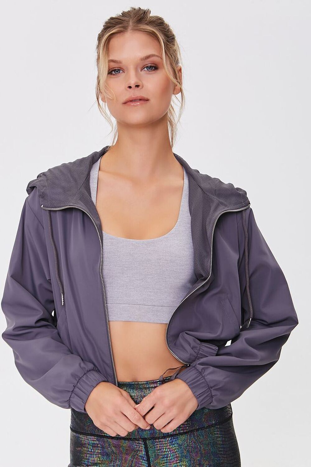 

Ветровка Active на молнии с капюшоном Forever 21, серый