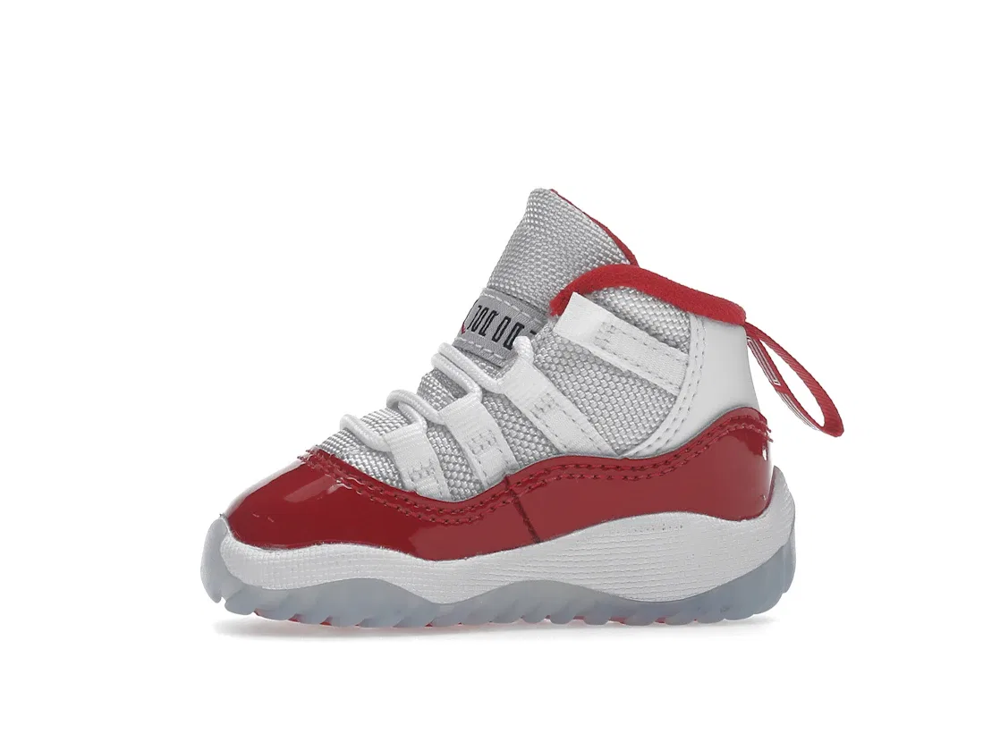 Детские кроссовки с верхом из кожи и сетки Jordan 11 Retro, White/Varsity Red-Black — фото 3