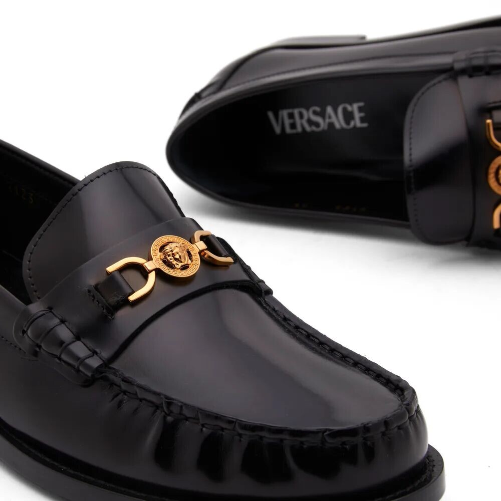 

Versace Лоферы с декором Medusa, черный