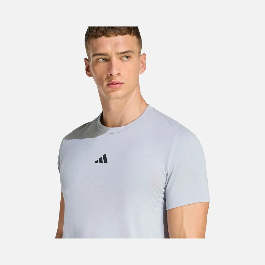 Футболка спортивная с коротким рукавом AEROREADY Designed for Training Workout Short-Sleeve adidas, Серый — фото 4
