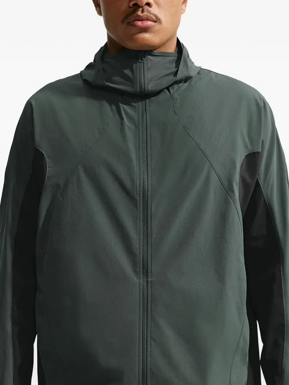 Куртка Nike Tech Helios Dri-Fit, зеленый
