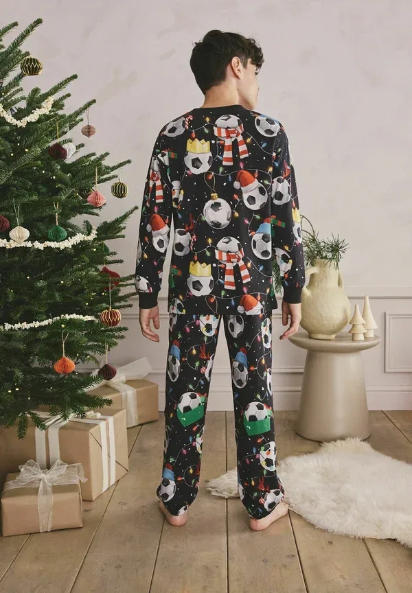 Пижамный комплект хлопок Single Christmas Set Next black/white/red/green football, белый/зеленый — фото 3