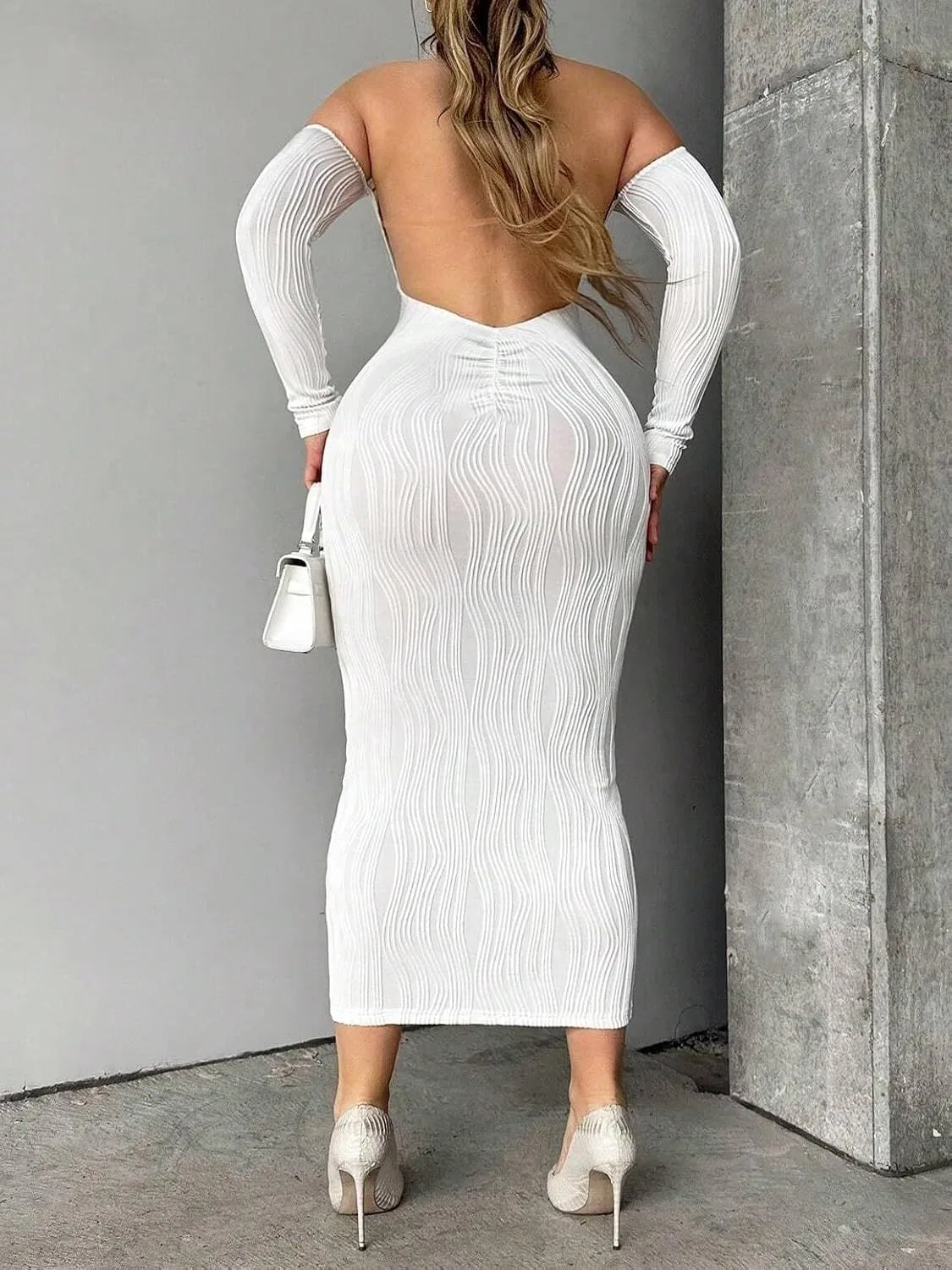 Женское длинное платье бодикон с открытыми плечами, White — фото 2