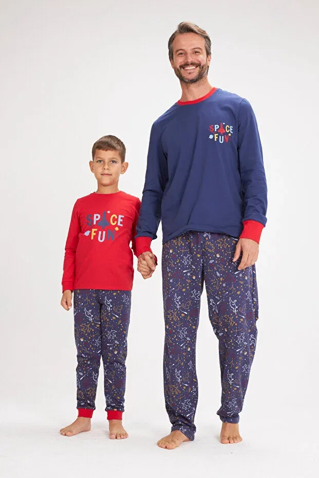 Детская пижама для мальчиков с принтом Space Fun Father Son Lilian, Red Boys' Pajama Set