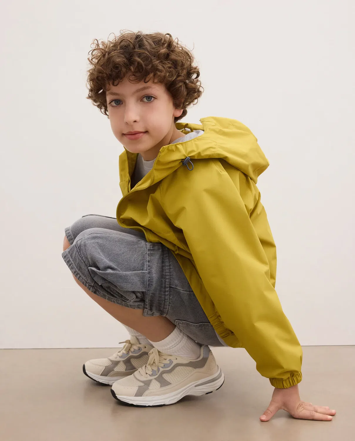 Детская куртка-парка для мальчиков ветрозащитная Kids El Corte Inglés, 371 Aceite — фото 2