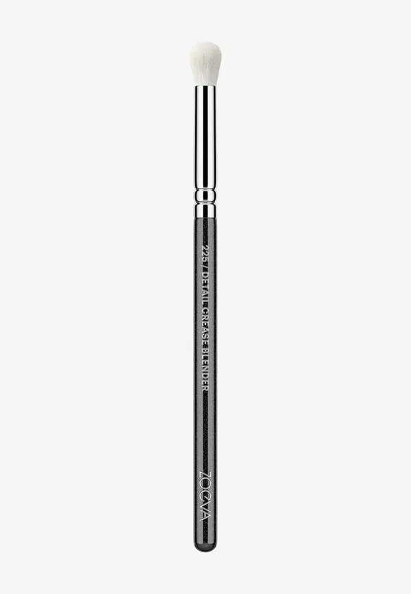 Кисть для растушевки 225 Detail Crease Blender Zoeva