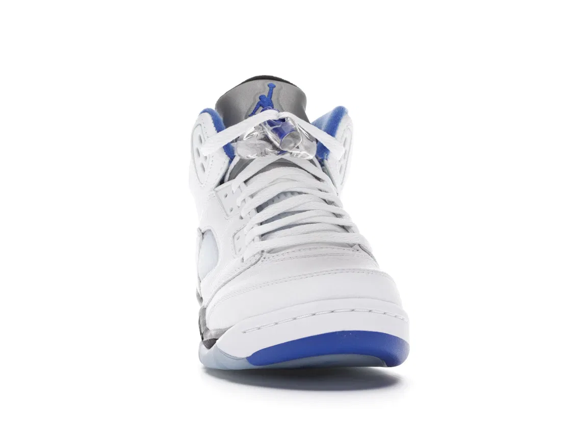 Детские кроссовки Lifestyle с принтом Jordan 5 Retro Jordan, White/Stealth- Black-Hyper-Royal — фото 2