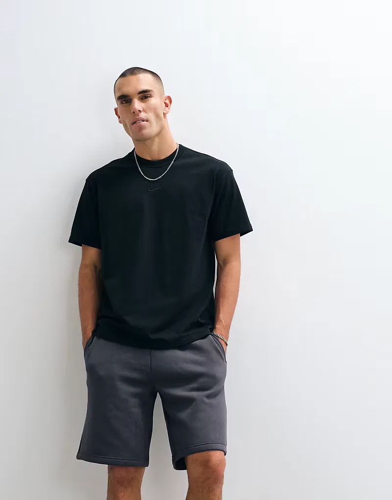 Футболка Nike Premium Essentials оверсайз, черный — фото 4