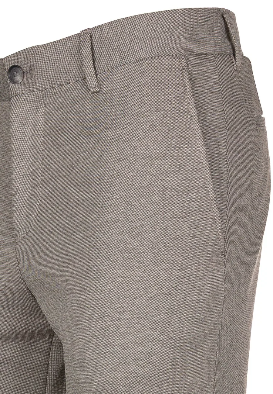 Брюки-чиносы BOSS Slim fit серого цвета — фото 3