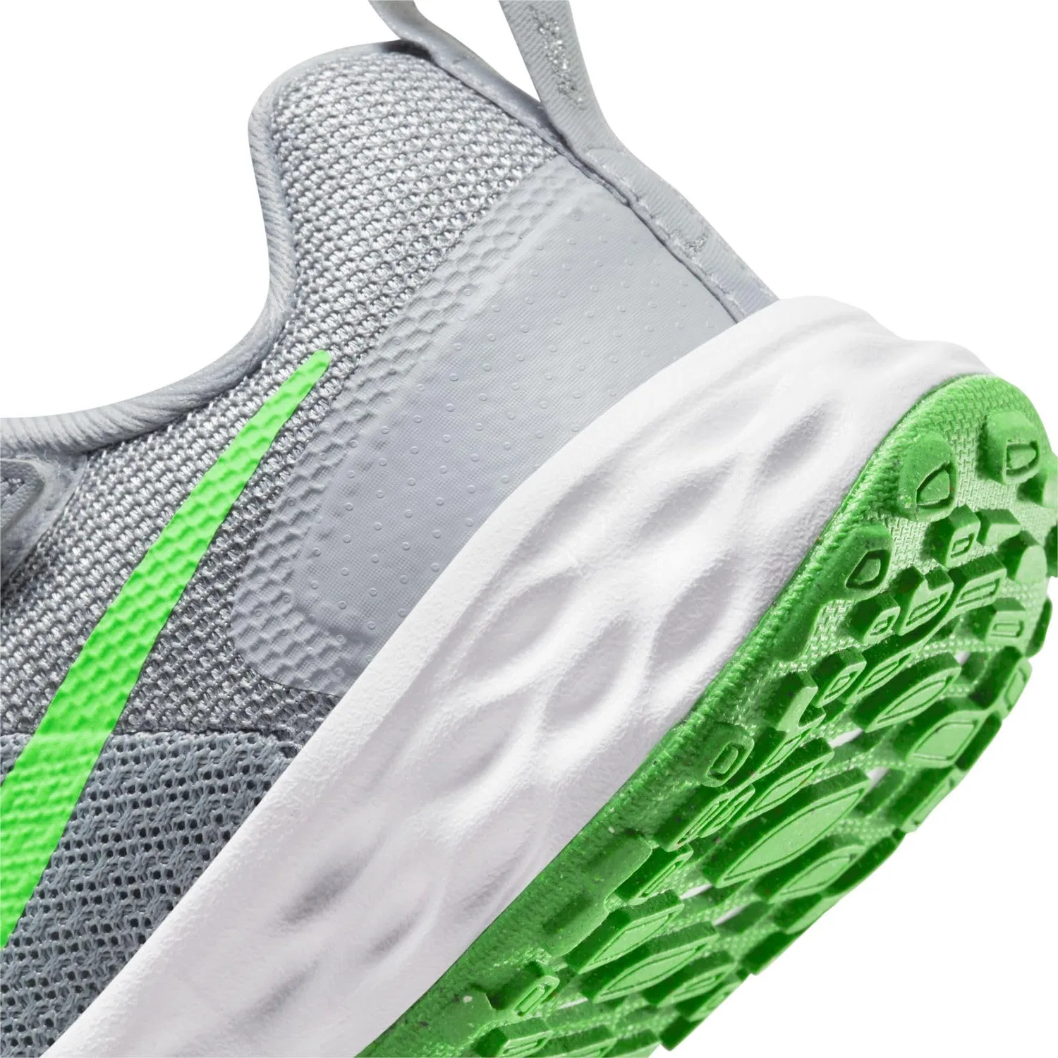 Детские кроссовки для мальчиков с закрытым носком Revolution 6 NIKE, Grey Light Green Grey Strike Dark Smoke Grey — фото 4