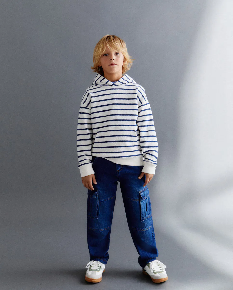 

Закрытый свитшот для мальчика Kids El Corte Inglés, белый