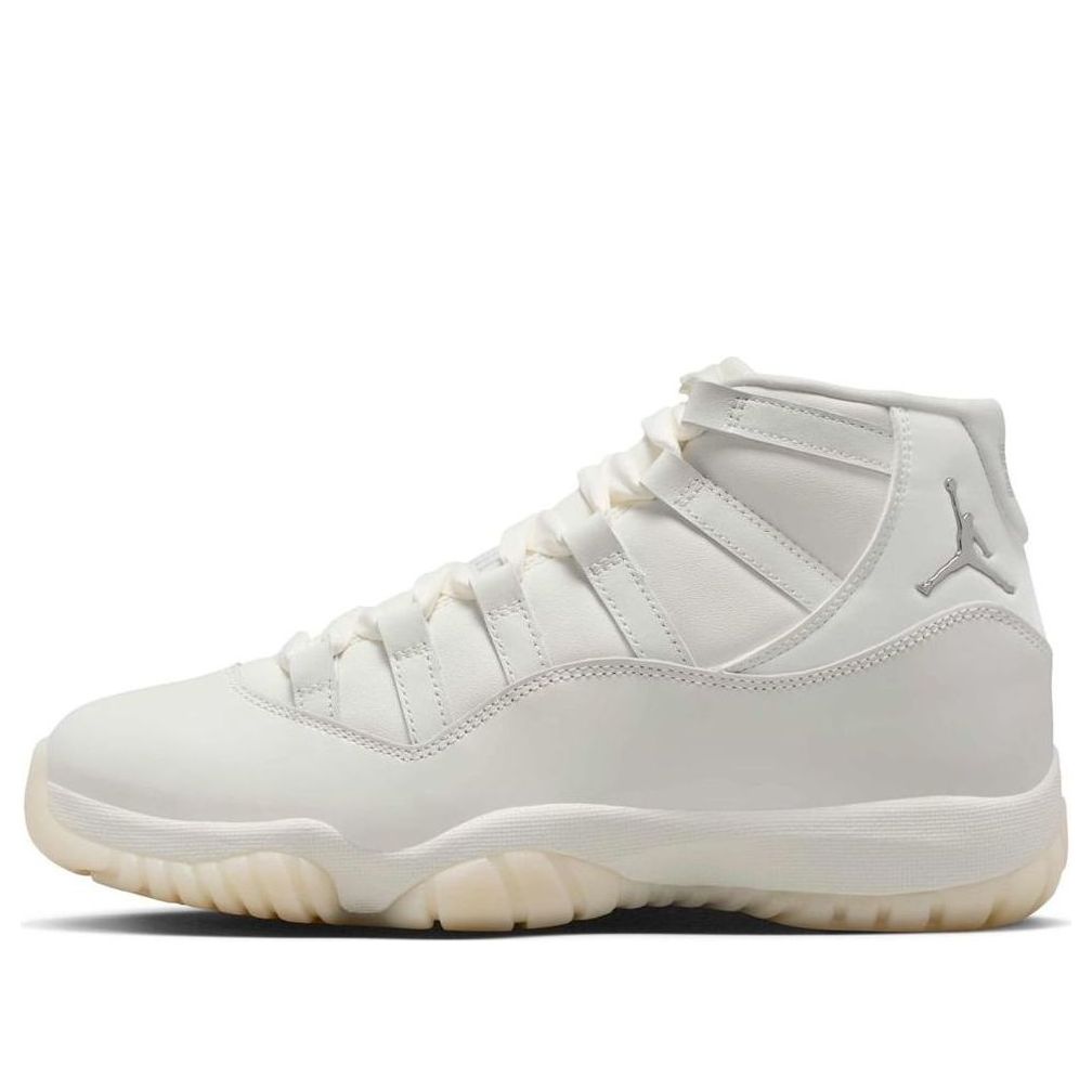 Кроссовки (WMNS) Air Jordan 11 Retro 'Pearl'