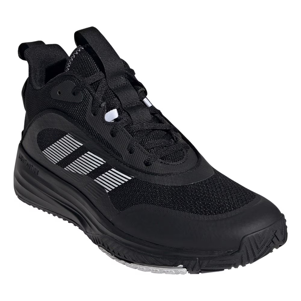

Баскетбольные кроссовки Ownthegame 3.0 от Adidas, black/white