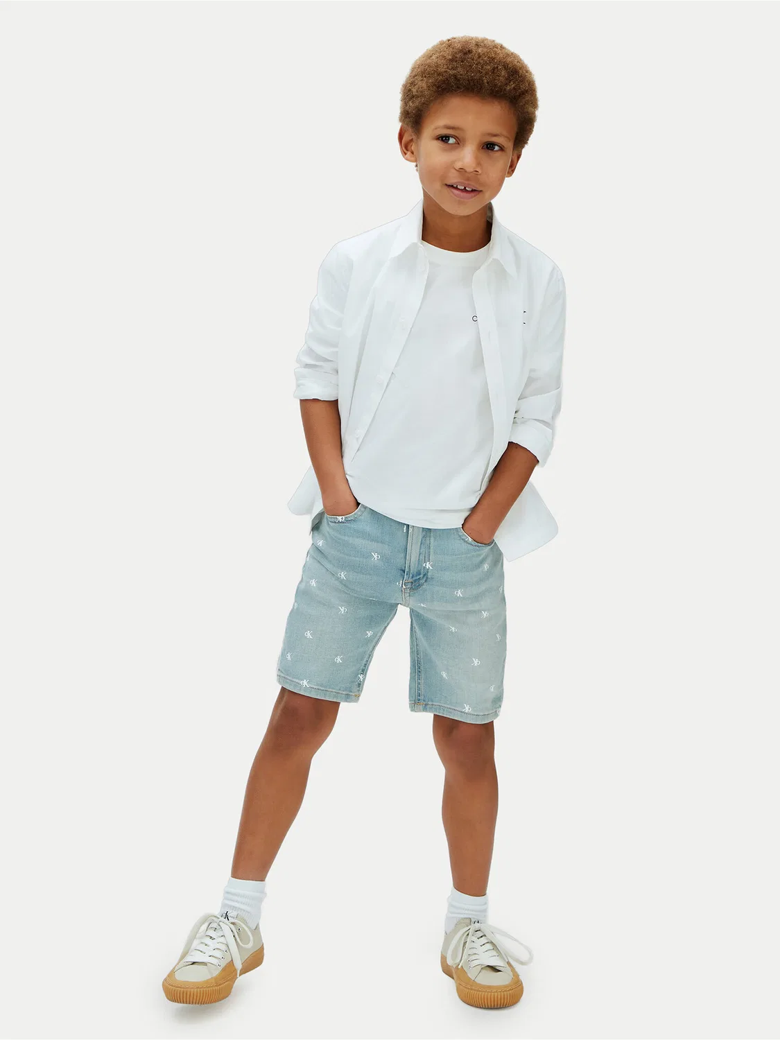 Джинсовые шорты стандартного кроя для мальчика Calvin Klein Jeans, синий — фото 2