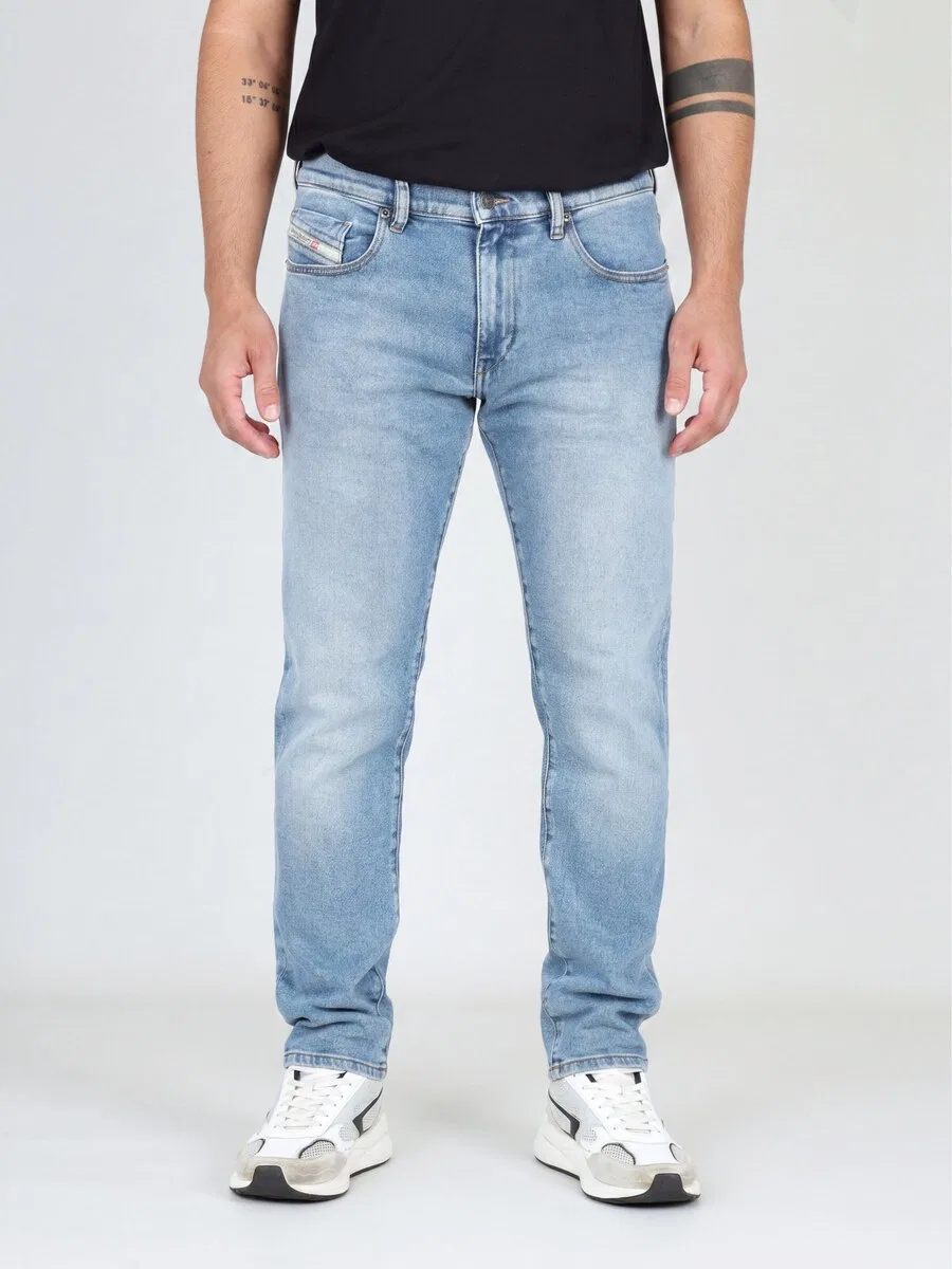Джинсы DIESEL Slim fit '2019 D-STRUKT' светло-голубого цвета — фото 2
