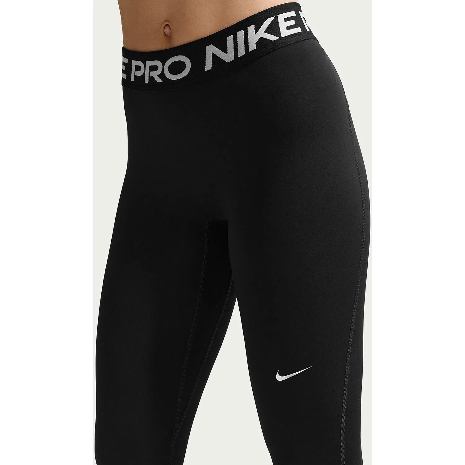 Женские леггинсы с технологией Dri-FIT Nike W NP DF 365 MR TIGHT USM, Цвет: Schwarz — фото 3