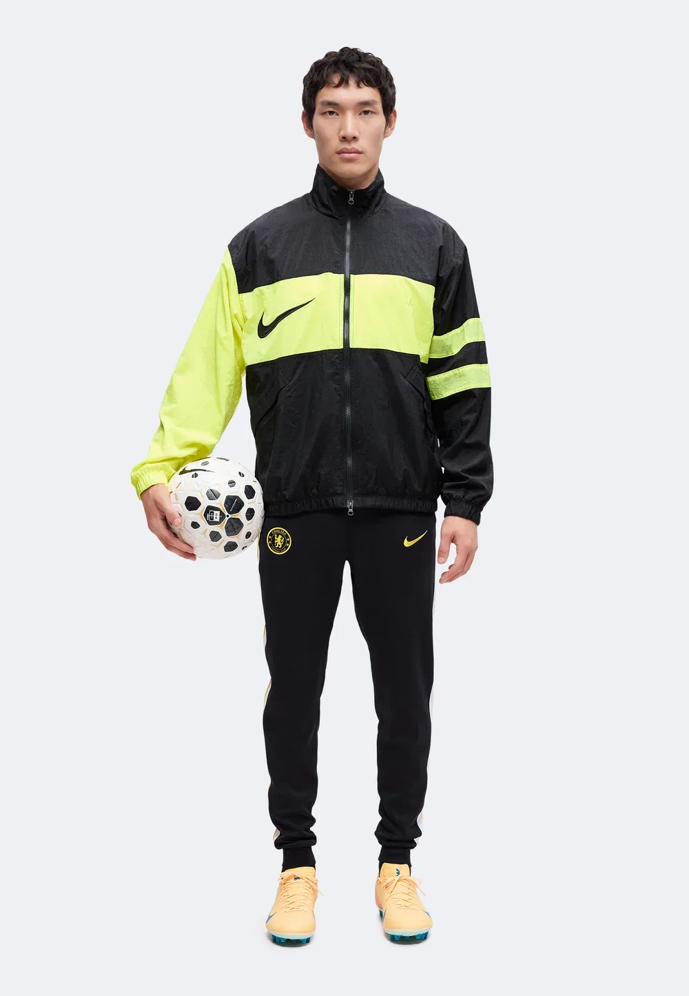 Мужская футбольная спортивная куртка - тренировочная куртка Nike Performance, Black/Lemon — фото 2