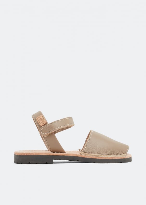

Сандалии CASTELL Mini Madona sandals, бежевый