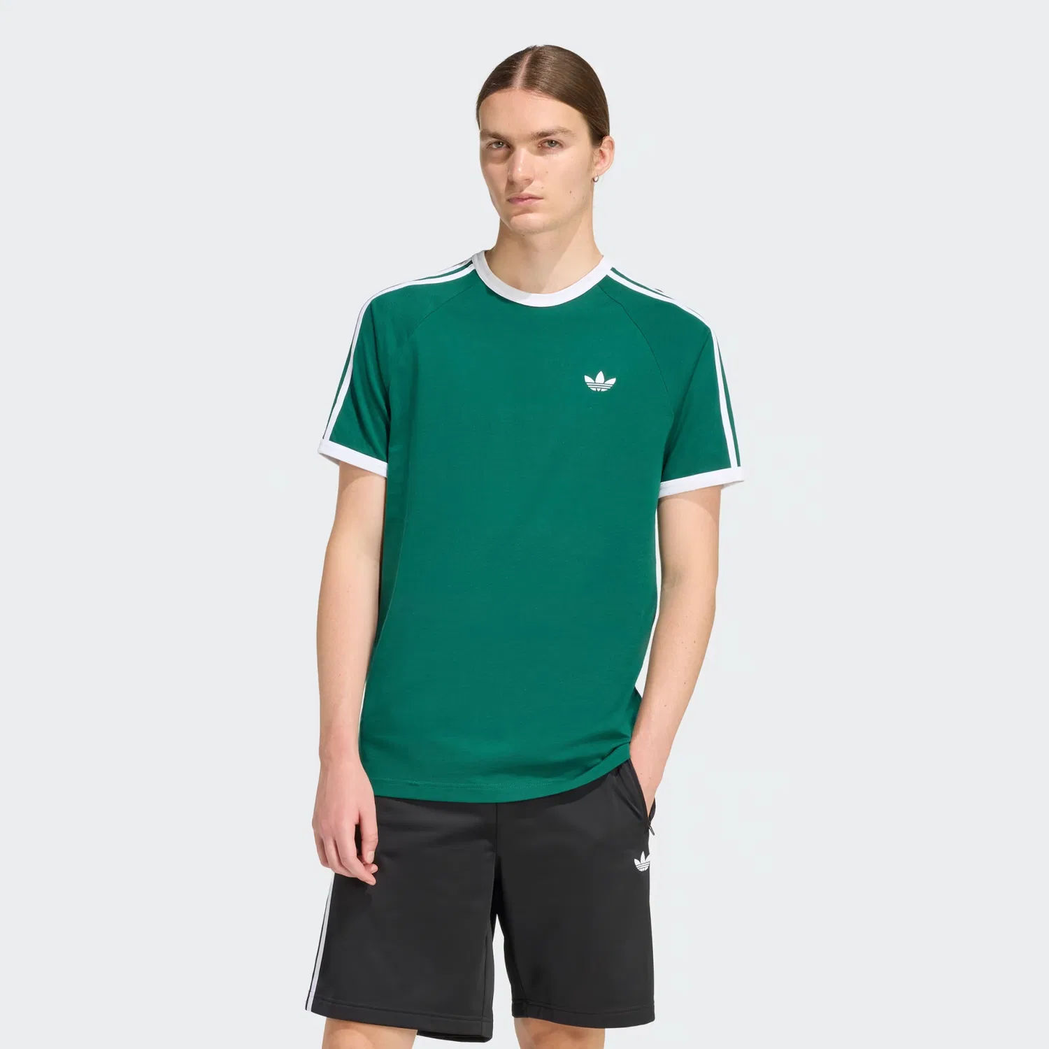 Мужская футболка с полосами на рукавах 3-Stripes Adidas Originals, Collegiate Green