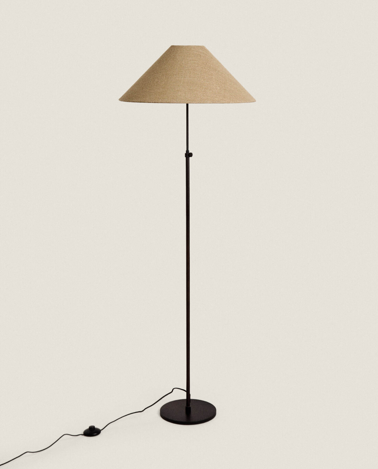 

Торшер Zara Home Adjustable With Linen Lampshade