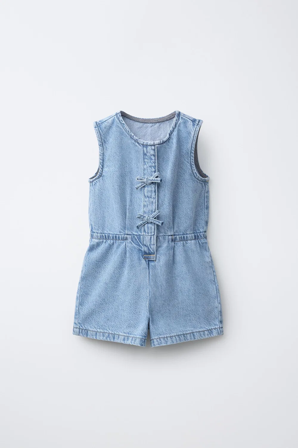 Джинсовый комбинезон с короткими штанинами и бантиками ZARA, Light Blue