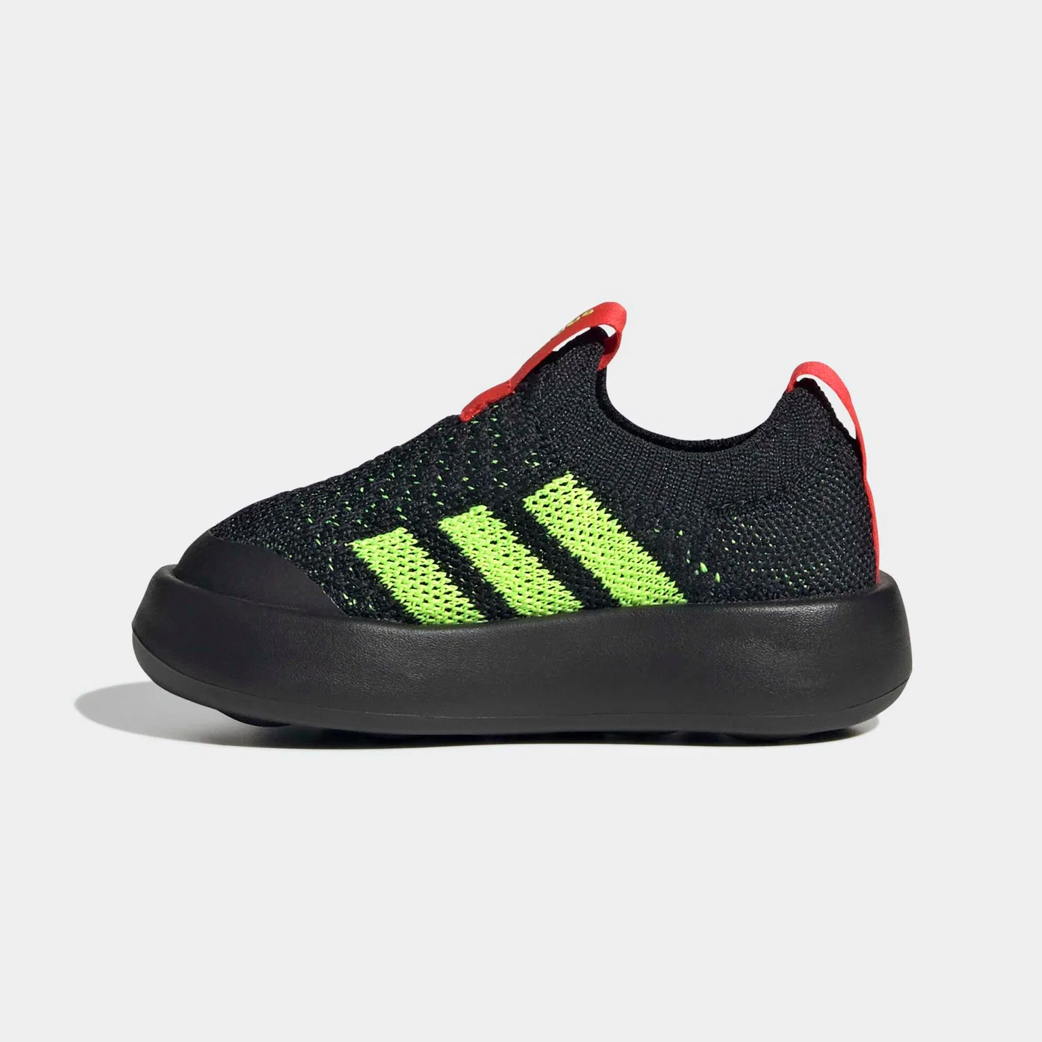 Детские слипоны с технологией Bubblecomfy Adidas Sportswear, Core Black/Lucid Lemon/Lucid Red — фото 3