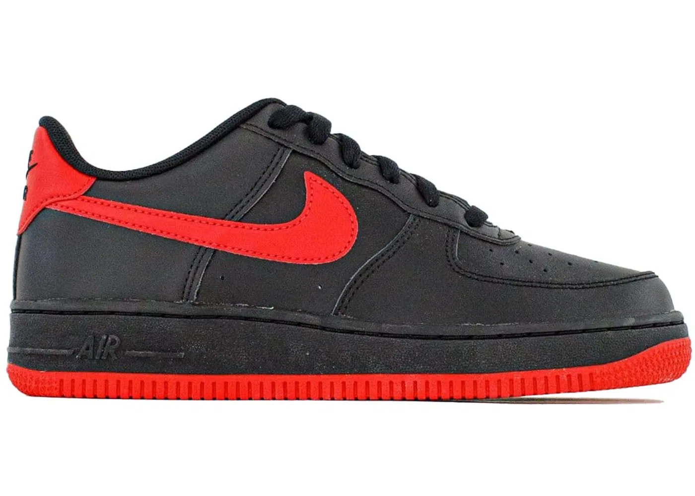 Детские кроссовки Lifestyle Nike Air Force 1 Low '07, Black/University Red-Black